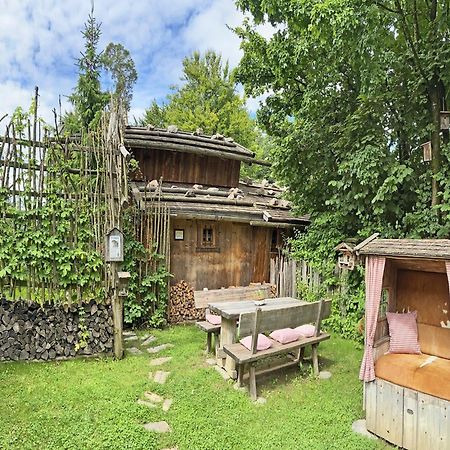Eco Friendly Chalet Near The Lake In Asten Tittmoning Εξωτερικό φωτογραφία