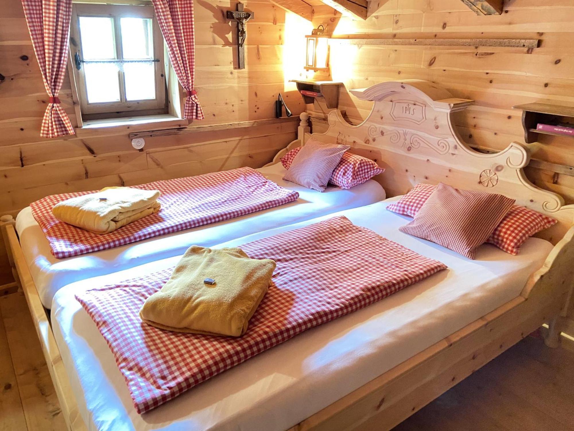Eco Friendly Chalet Near The Lake In Asten Tittmoning Εξωτερικό φωτογραφία
