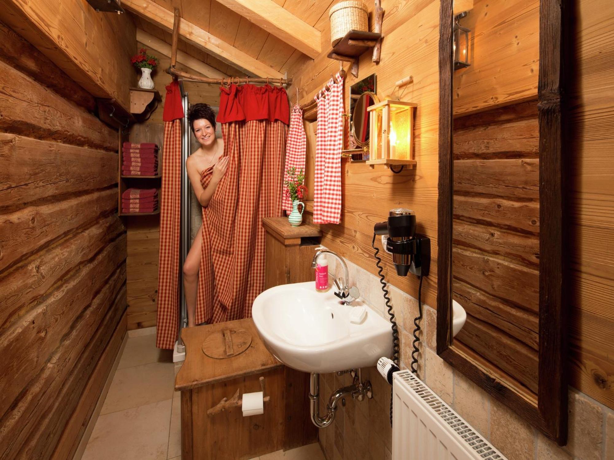 Eco Friendly Chalet Near The Lake In Asten Tittmoning Εξωτερικό φωτογραφία